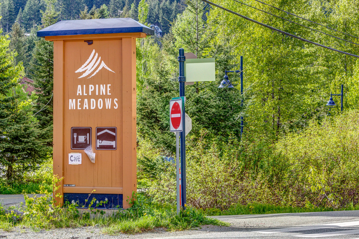 Alpine Meadows entrance sign